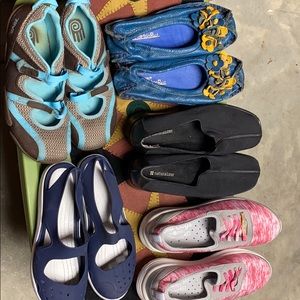 Size 7 some 7.5 shoes